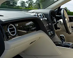 Used 2017 Bentley Bentayga Black - Interior and Exterior details 16