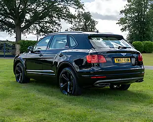 Used 2017 Bentley Bentayga Black - Interior and Exterior details 3