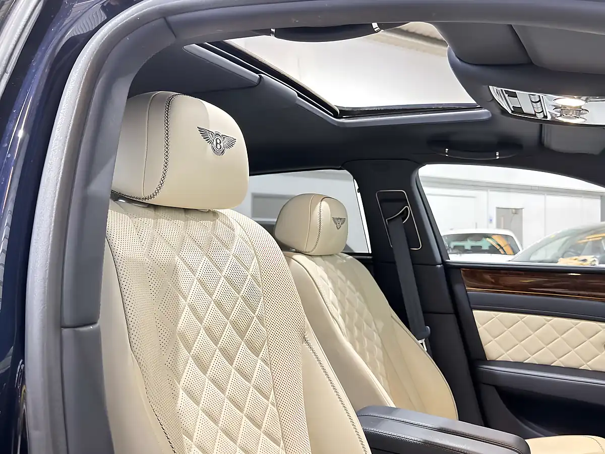 Used 2017 Bentley Flying Spur S Blue - Interior and Exterior details 17