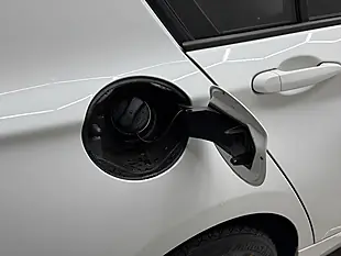 Used 2017 BMW 1 Series Ed Plus White - Interior and Exterior details 13