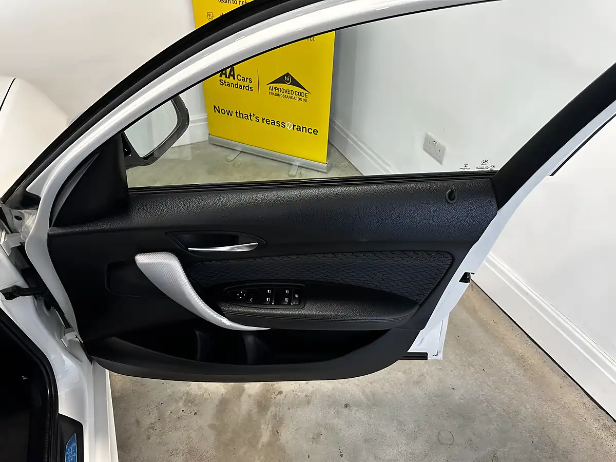 Used 2017 BMW 1 Series M Sport Alpine White - Interior and Exterior details 10