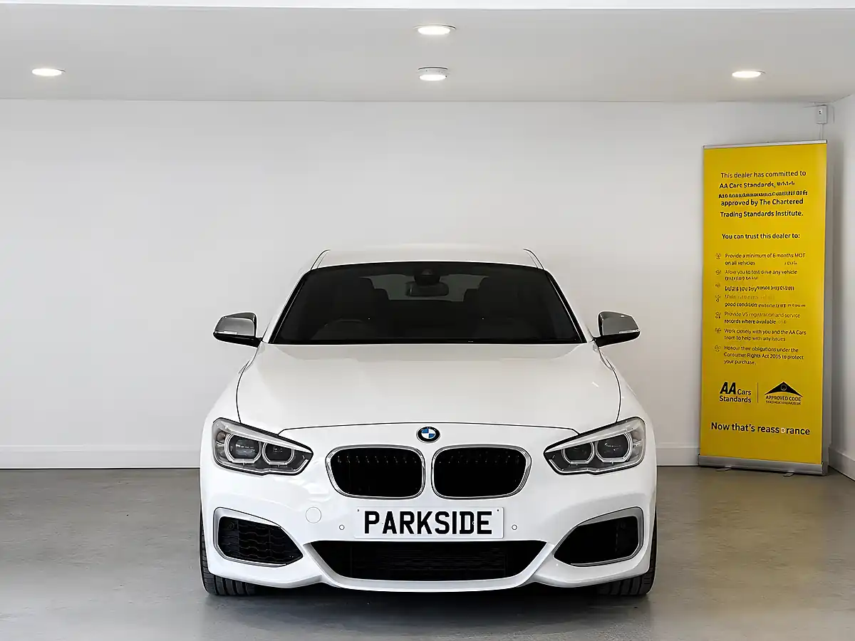 Used 2017 BMW 1 Series M Sport Alpine White - Interior and Exterior details 5