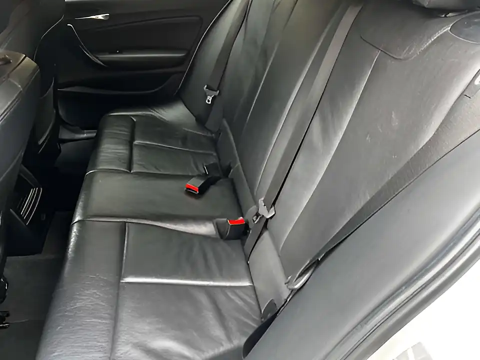 Used 2017 BMW 1 Series M Sport Alpine White - Interior and Exterior details 13
