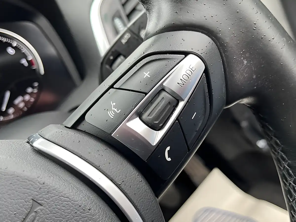 Used 2017 BMW 1 Series M Sport Shadow Edition White - Interior and Exterior details 13