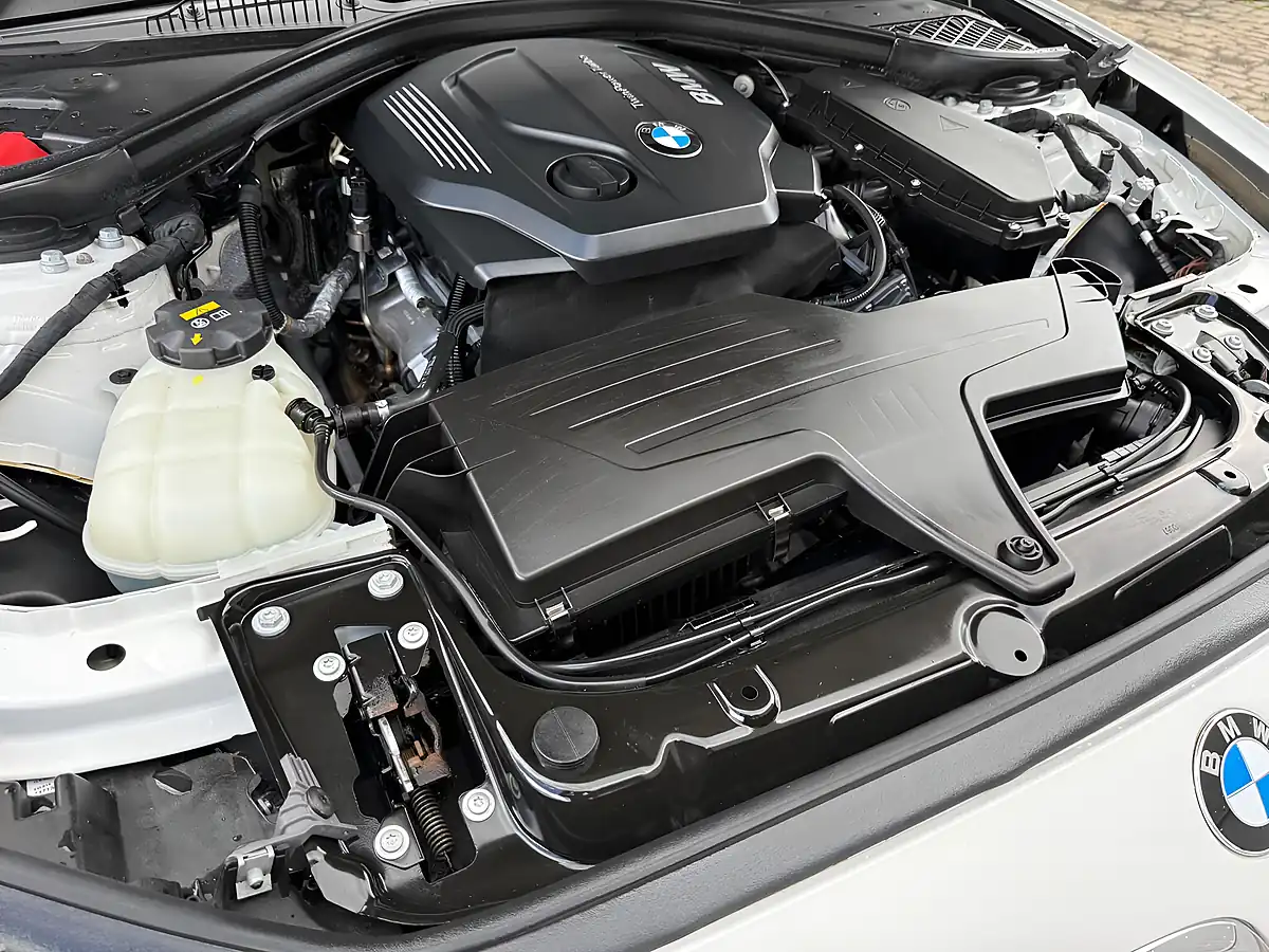 Used 2017 BMW 1 Series M Sport White - Interior and Exterior details 19
