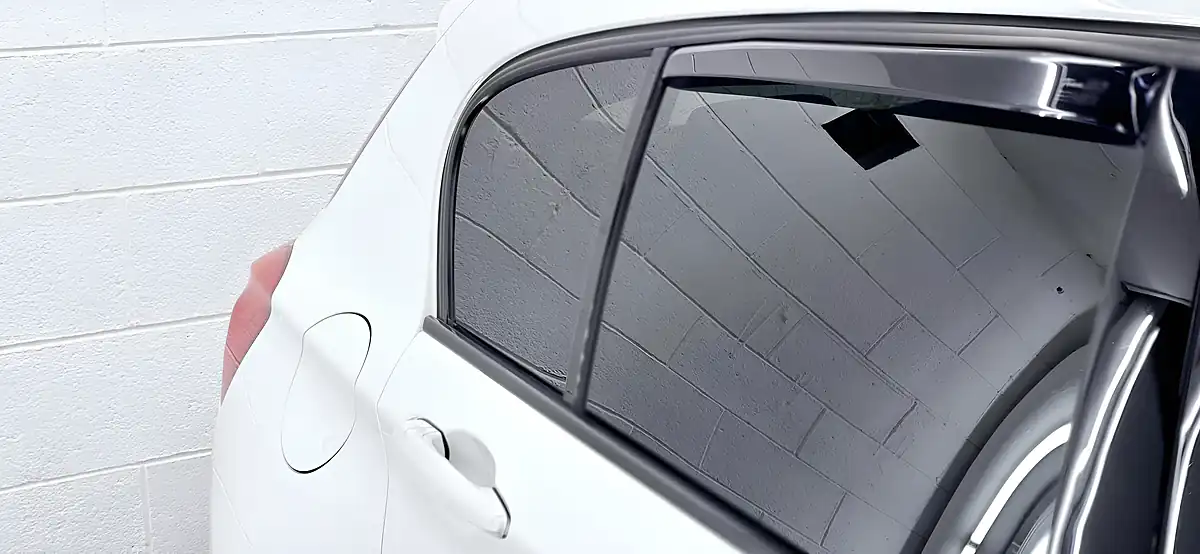 Used 2017 BMW 1 Series M140i Alpine White - Interior and Exterior details 18