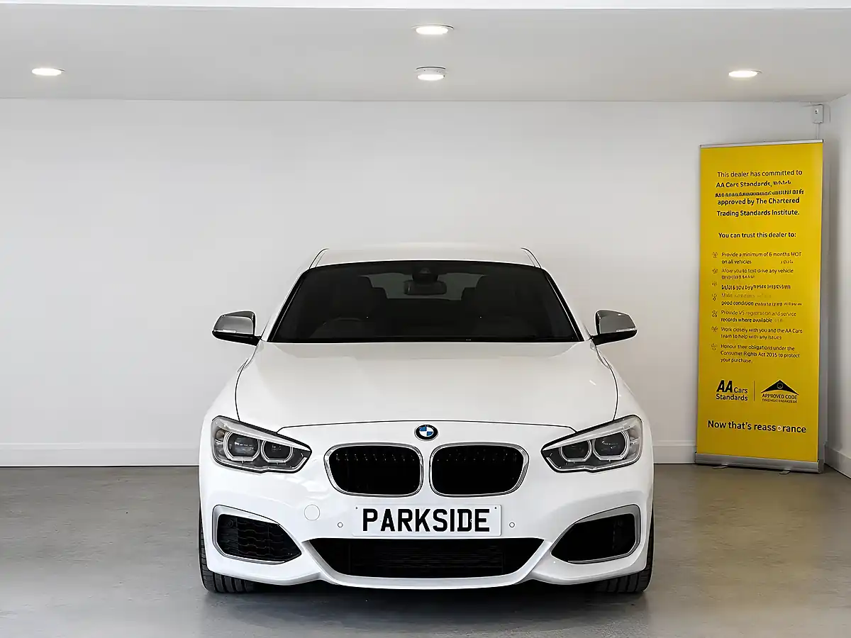 Used 2017 BMW 1 Series M140i Alpine White - Interior and Exterior details 5