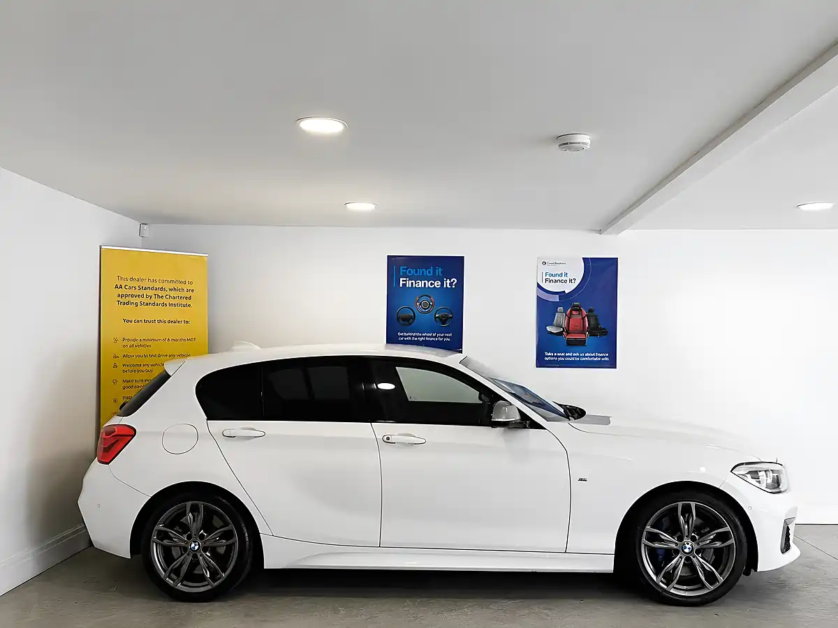 Used 2017 BMW 1 Series M140i Alpine White - Interior and Exterior details 7