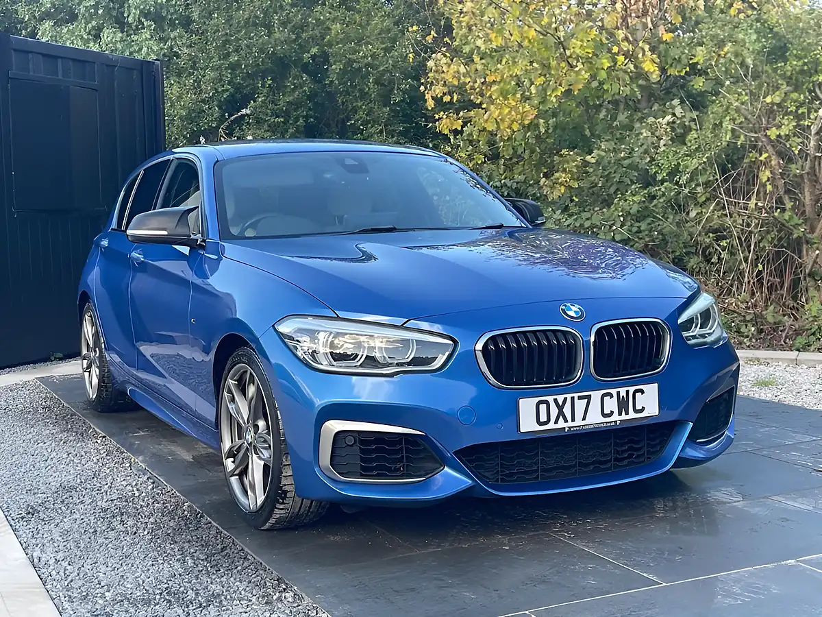 Used 2017 BMW 1 Series M140i Blue - Interior and Exterior details 8