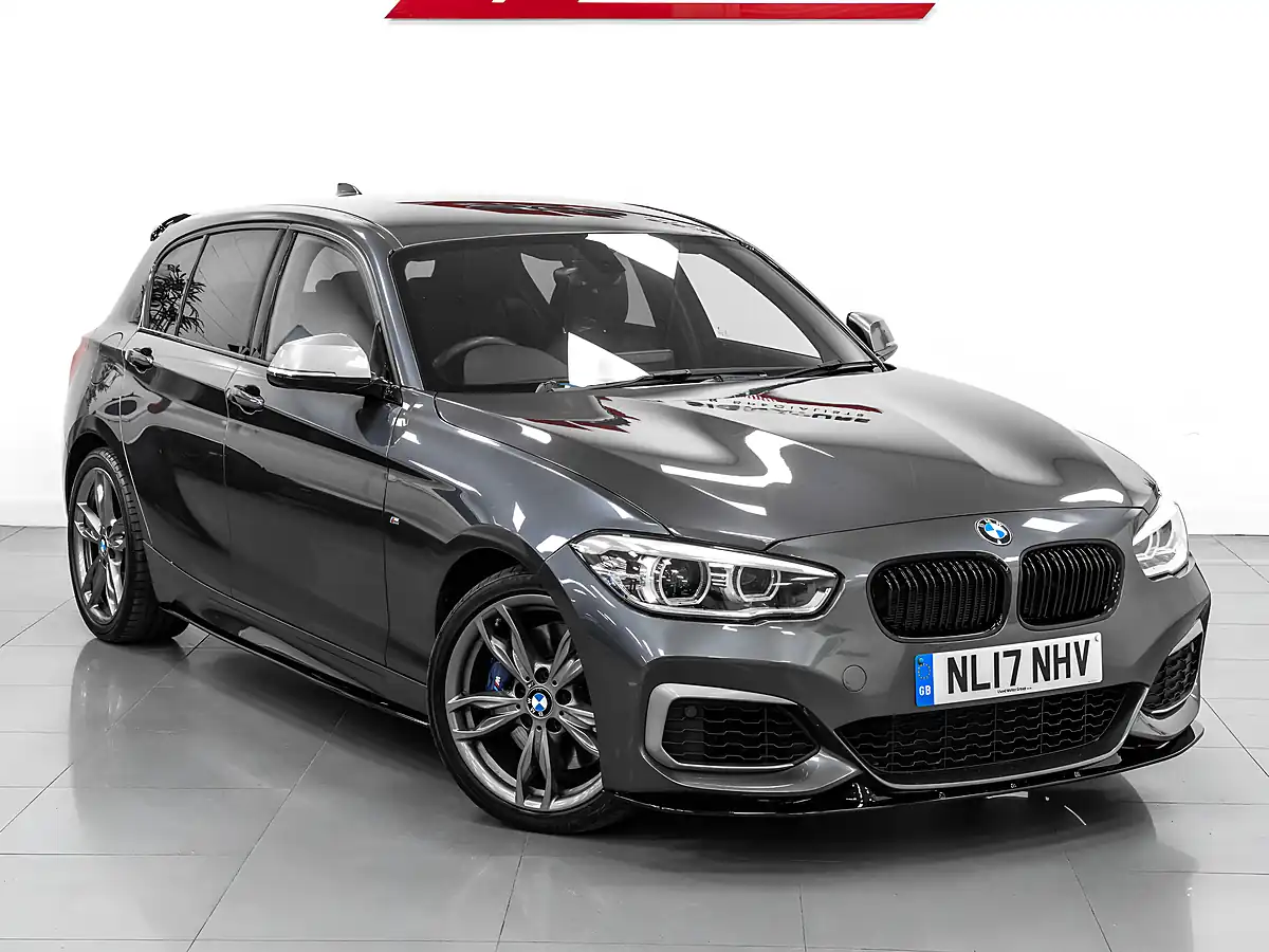 Used 2017 BMW 1 Series M140i Mineral Grey - Interior and Exterior details 7
