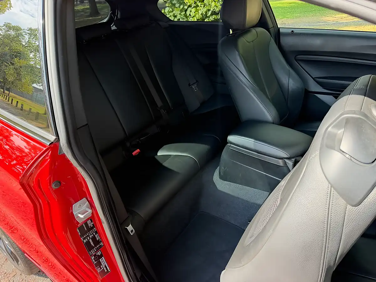 Used 2017 BMW 1 Series M140i Red - Interior and Exterior details 10