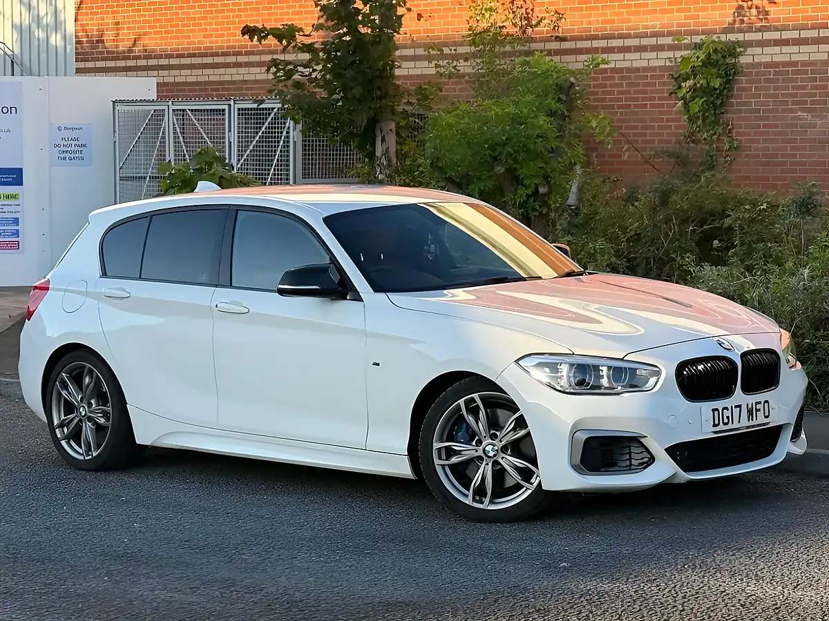 Used 2017 BMW 1 Series M140i White - Interior and Exterior details 3