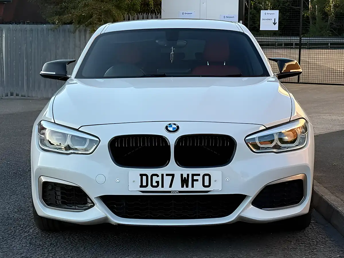Used 2017 BMW 1 Series M140i White - Interior and Exterior details 7