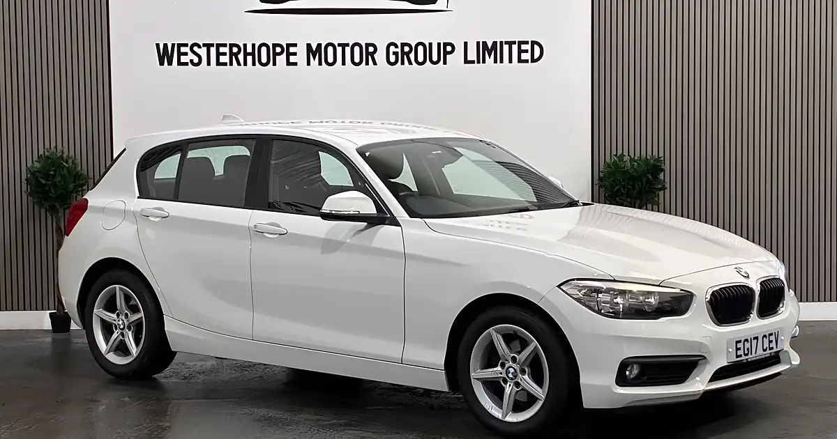 Used 2017 BMW 1 Series Se White - Front View