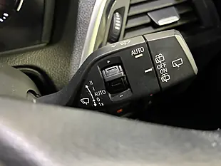 Used 2017 BMW 1 Series Se White - Interior and Exterior details 14