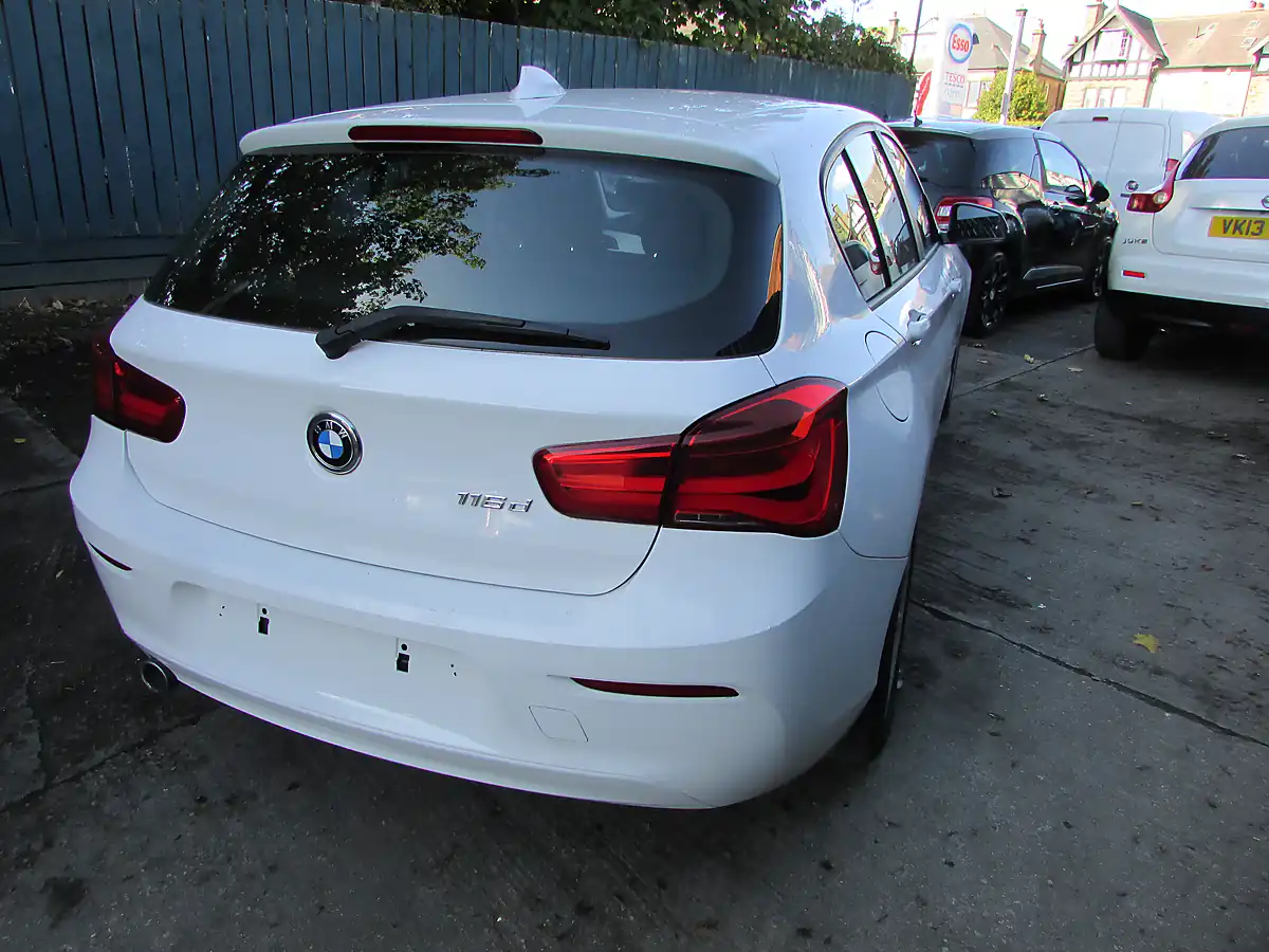 Used 2017 BMW 1 Series Se White - Interior and Exterior details 12