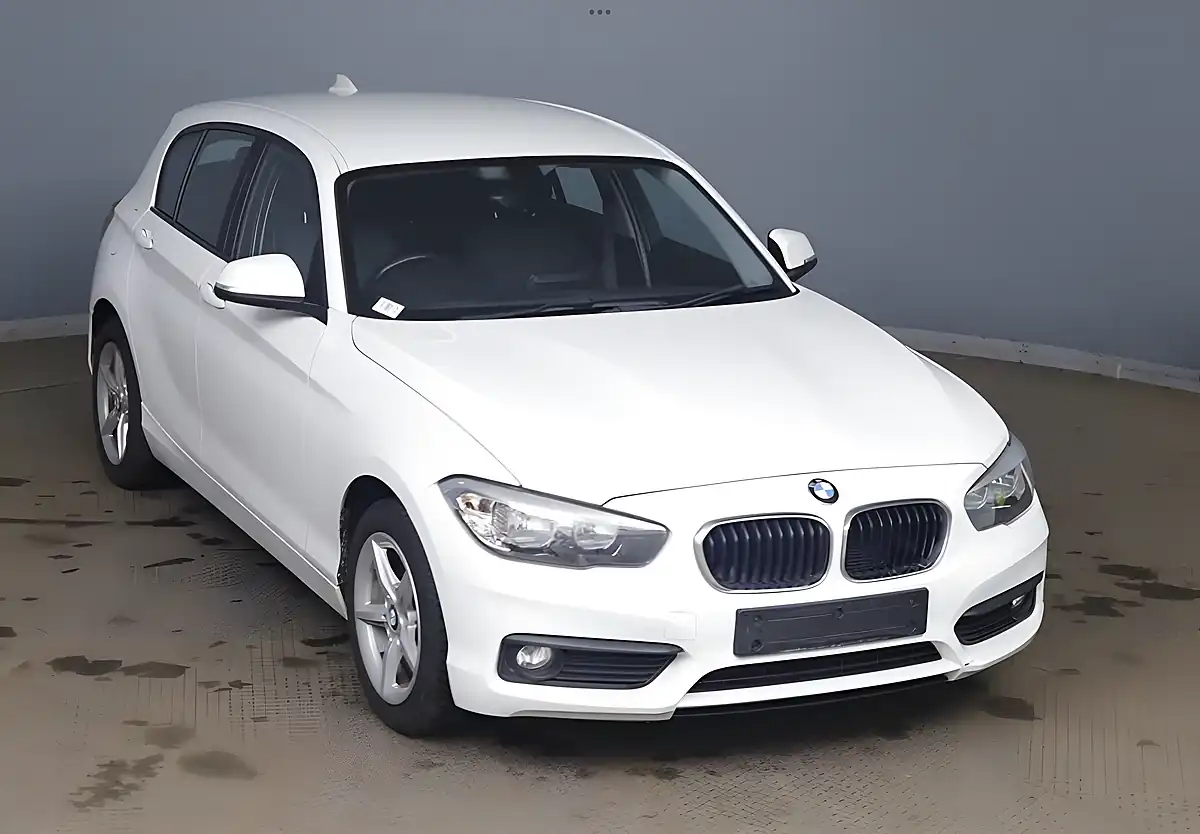 Used 2017 BMW 1 Series Se White - Interior and Exterior details 17