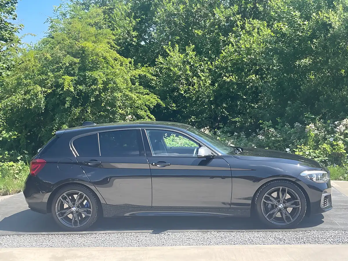 Used 2017 BMW 1 Series Shadow Edition Black - Interior and Exterior details 3