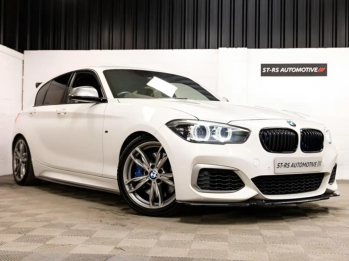 Used 2017 BMW 1 Series Shadow Edition White - Front View
