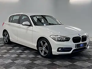 Used 2017 BMW 1 Series Sport Alpine White - Interior and Exterior details 20