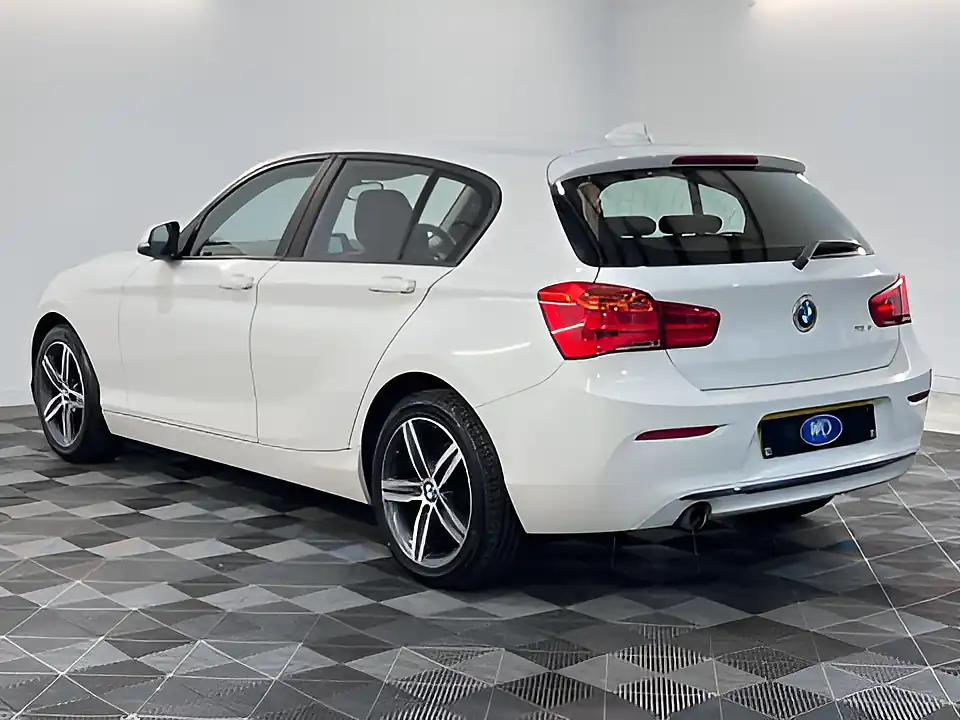 Used 2017 BMW 1 Series Sport Alpine White - Interior and Exterior details 7