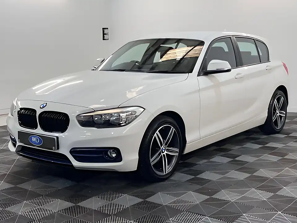 Used 2017 BMW 1 Series Sport Alpine White - Interior and Exterior details 9