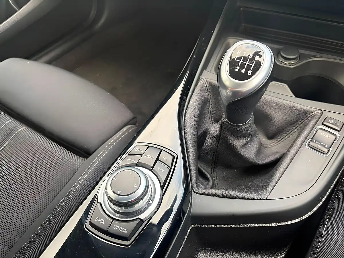 Used 2017 BMW 1 Series Sport Black - Interior and Exterior details 7