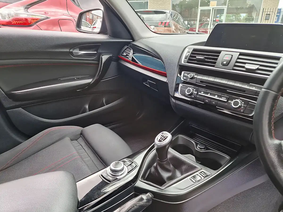 Used 2017 BMW 1 Series Sport Black - Interior and Exterior details 11