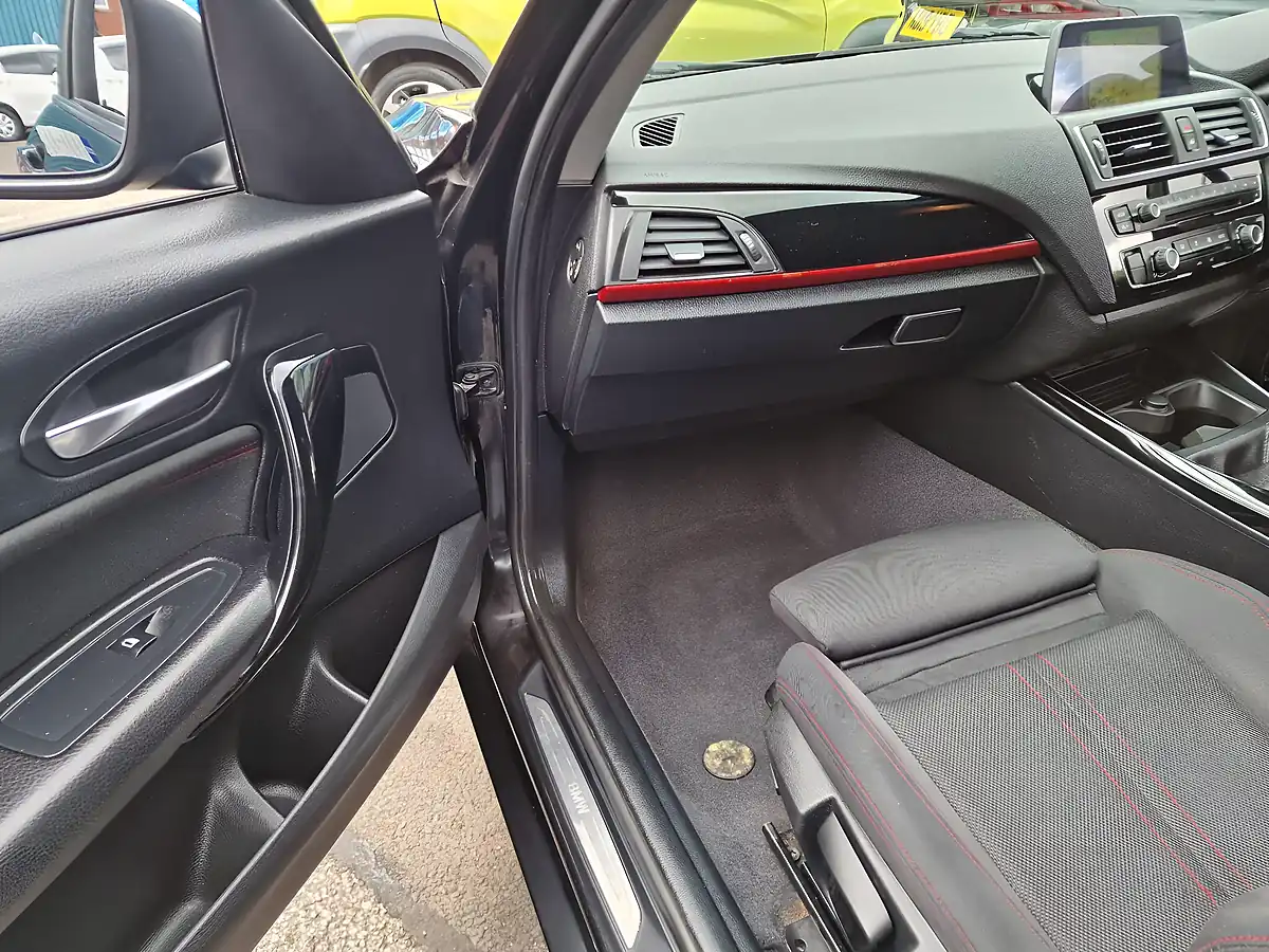 Used 2017 BMW 1 Series Sport Black - Interior and Exterior details 15