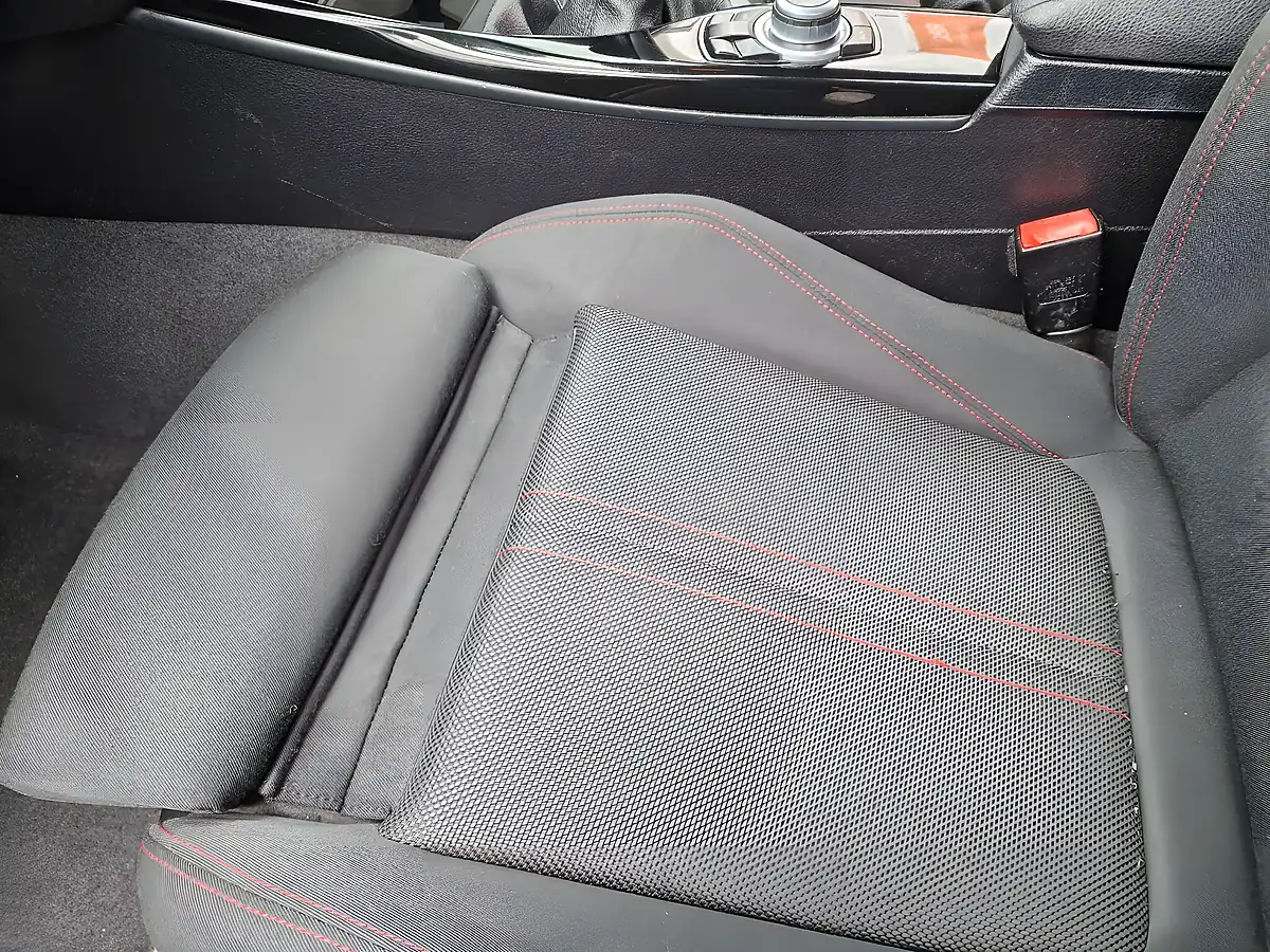 Used 2017 BMW 1 Series Sport Black - Interior and Exterior details 17