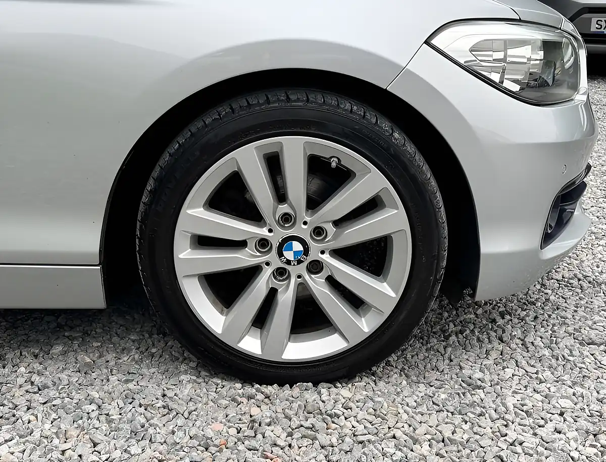 Used 2017 BMW 1 Series Sport Glacier Silver - Interior and Exterior details 10