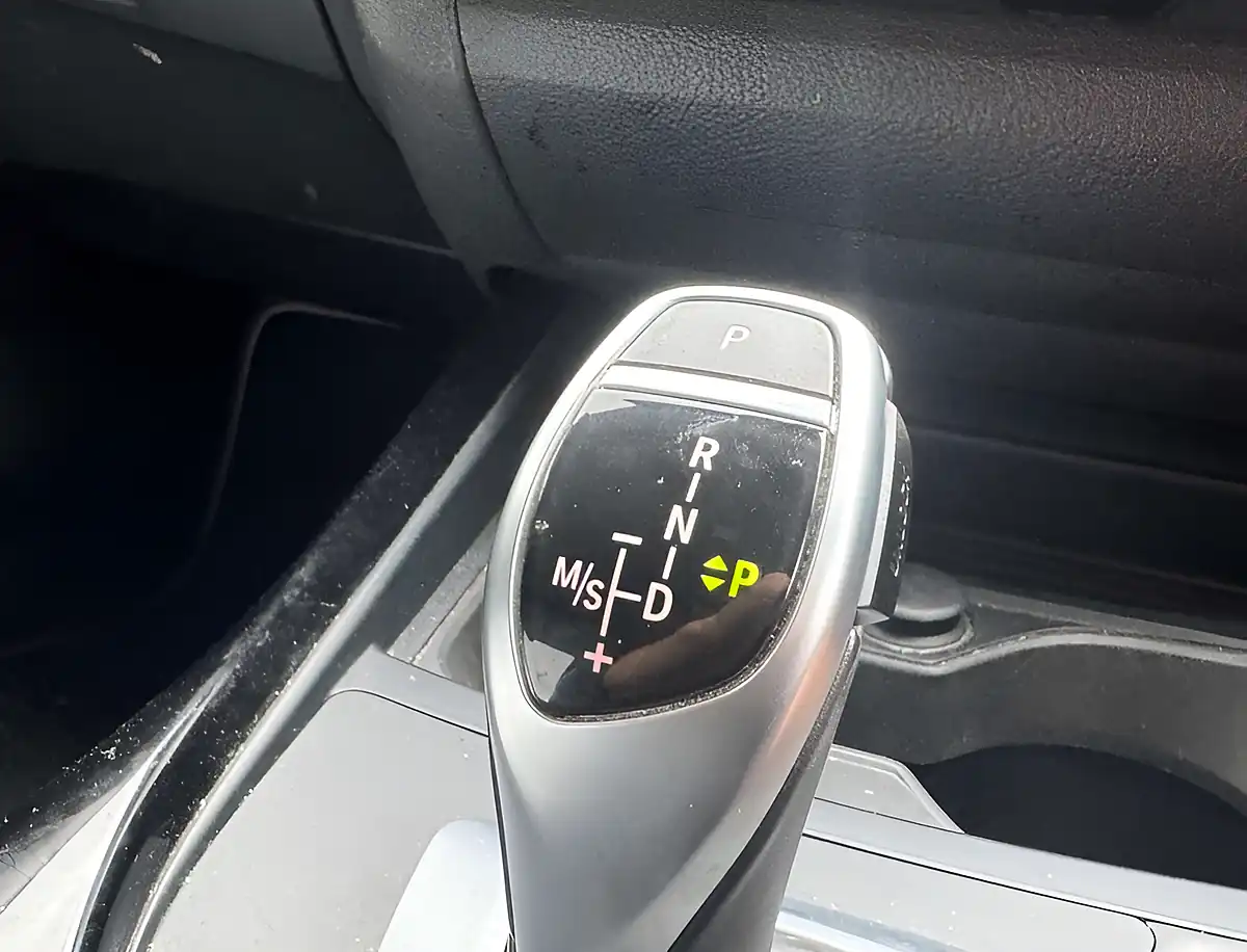 Used 2017 BMW 1 Series Sport Glacier Silver - Interior and Exterior details 19