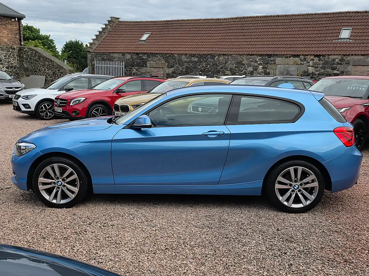 Used 2017 BMW 1 Series Sport Seaside Blue - Interior and Exterior details 12