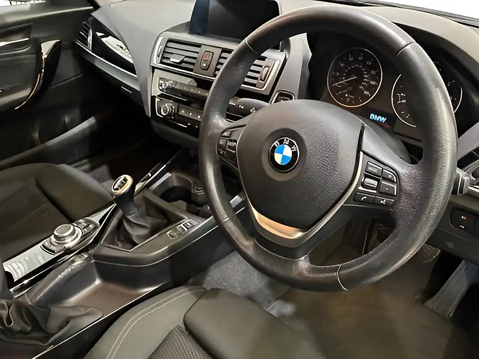 Used 2017 BMW 1 Series Sport White - Interior and Exterior details 5