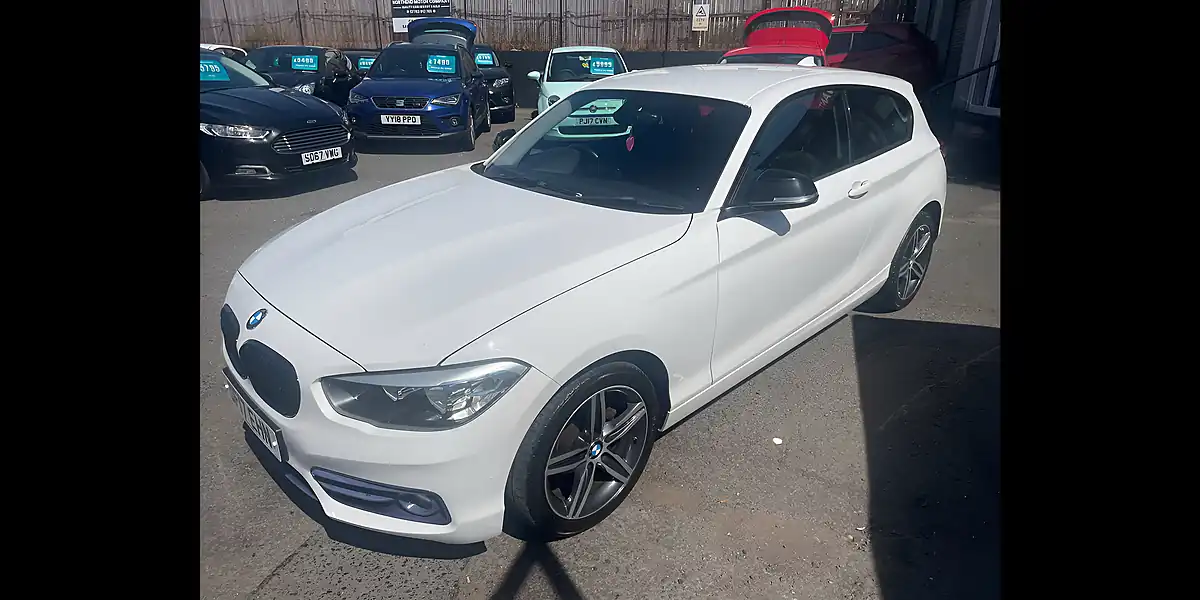 Used 2017 BMW 1 Series Sport White - Interior and Exterior details 7