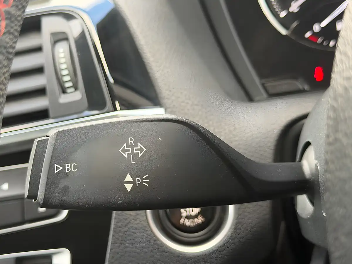 Used 2017 BMW 1 Series Sport White - Interior and Exterior details 12