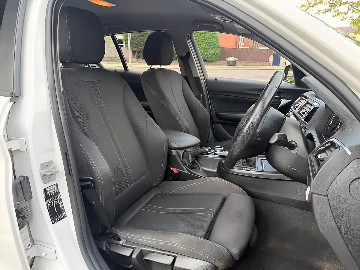 Used 2017 BMW 1 Series Sport White - Interior and Exterior details 18