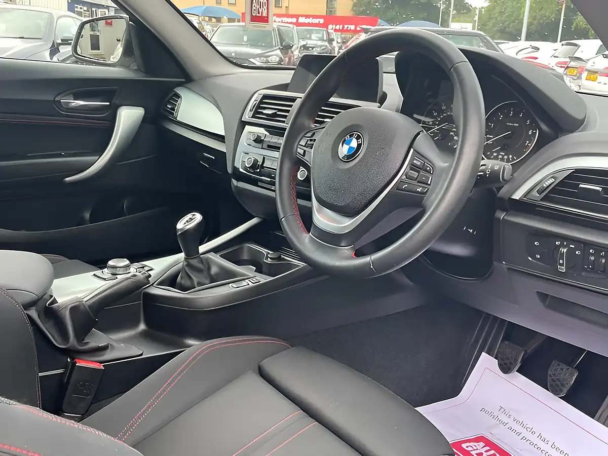 Used 2017 BMW 1 Series Sport White - Interior and Exterior details 11