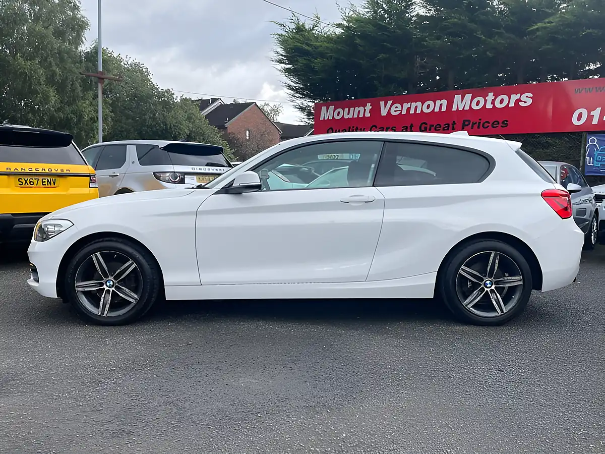 Used 2017 BMW 1 Series Sport White - Interior and Exterior details 5