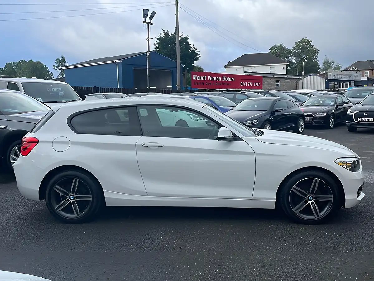 Used 2017 BMW 1 Series Sport White - Interior and Exterior details 9