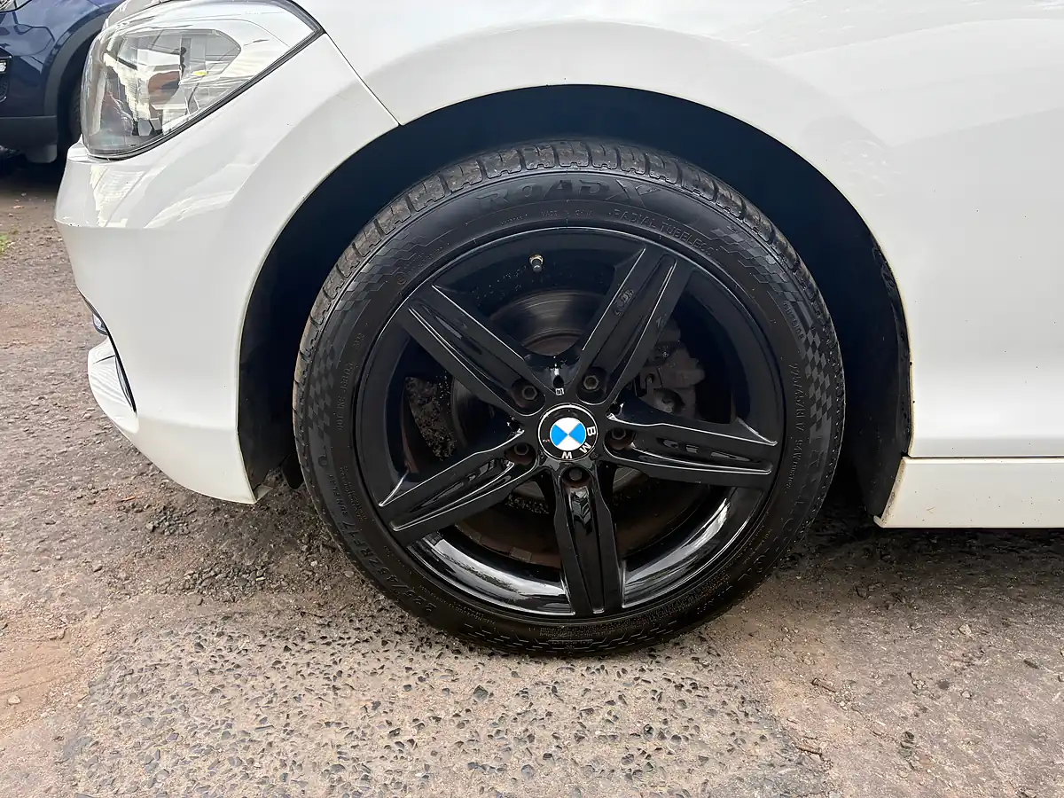 Used 2017 BMW 1 Series Sport White - Interior and Exterior details 19