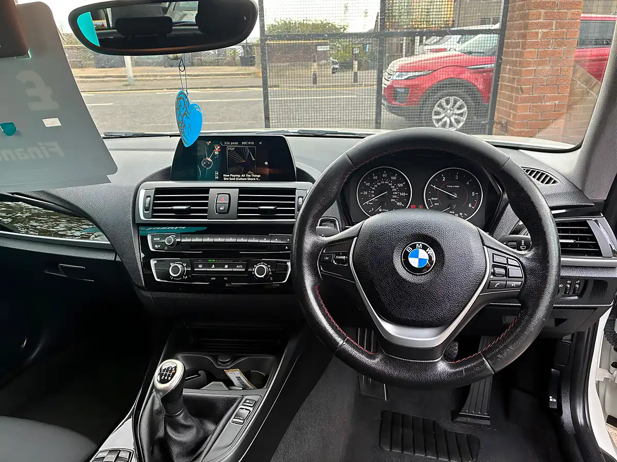 Used 2017 BMW 1 Series Sport White - Interior and Exterior details 8