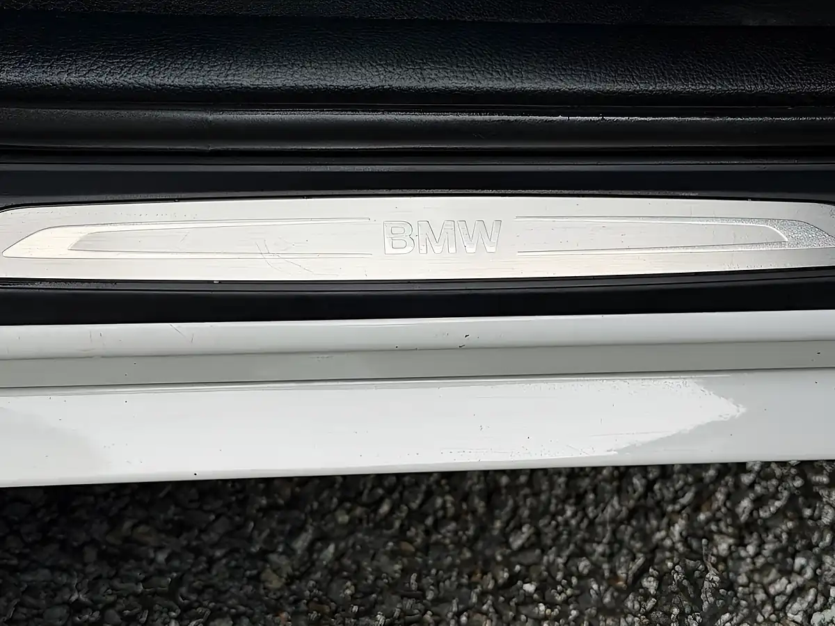 Used 2017 BMW 1 Series Sport White - Interior and Exterior details 16