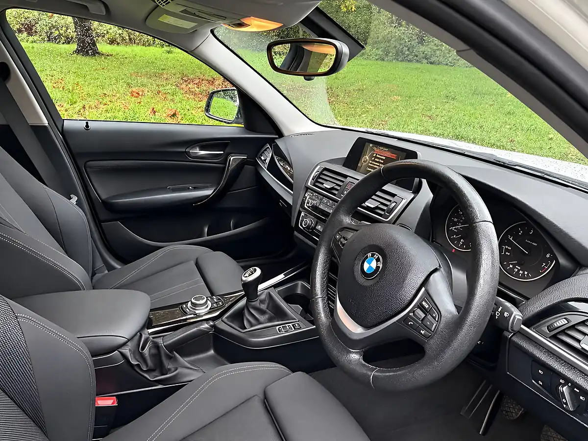 Used 2017 BMW 1 Series Sport White - Interior and Exterior details 2