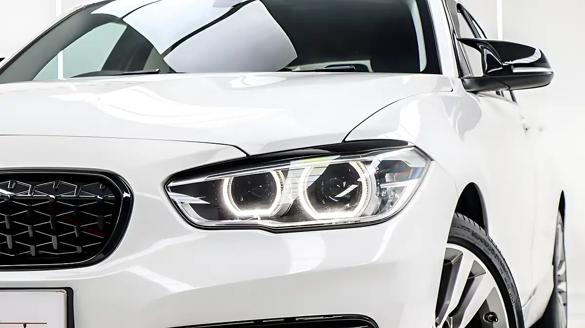 Used 2017 BMW 1 Series Sport White - Interior and Exterior details 11
