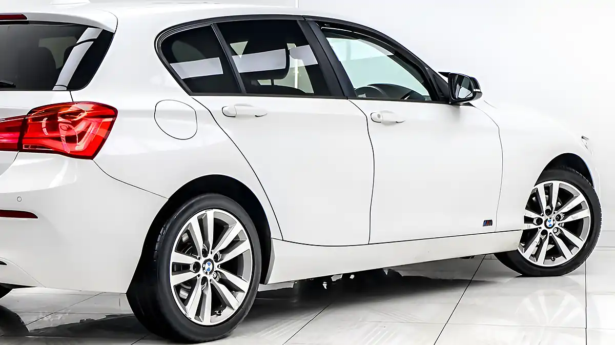 Used 2017 BMW 1 Series Sport White - Interior and Exterior details 17