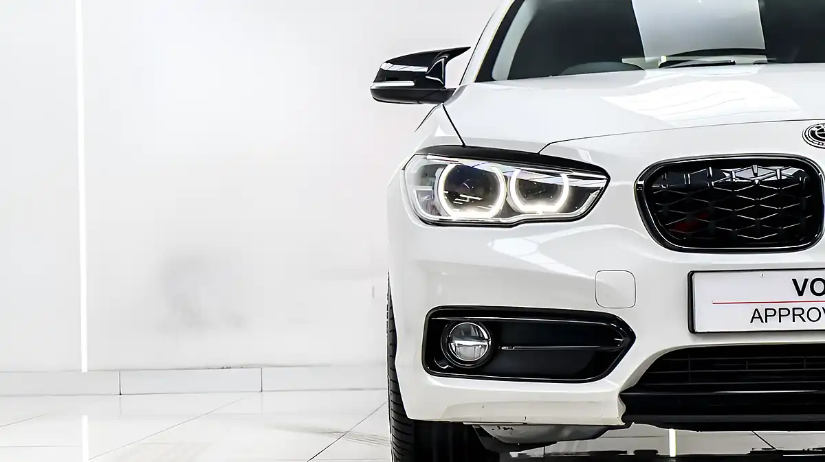 Used 2017 BMW 1 Series Sport White - Interior and Exterior details 8