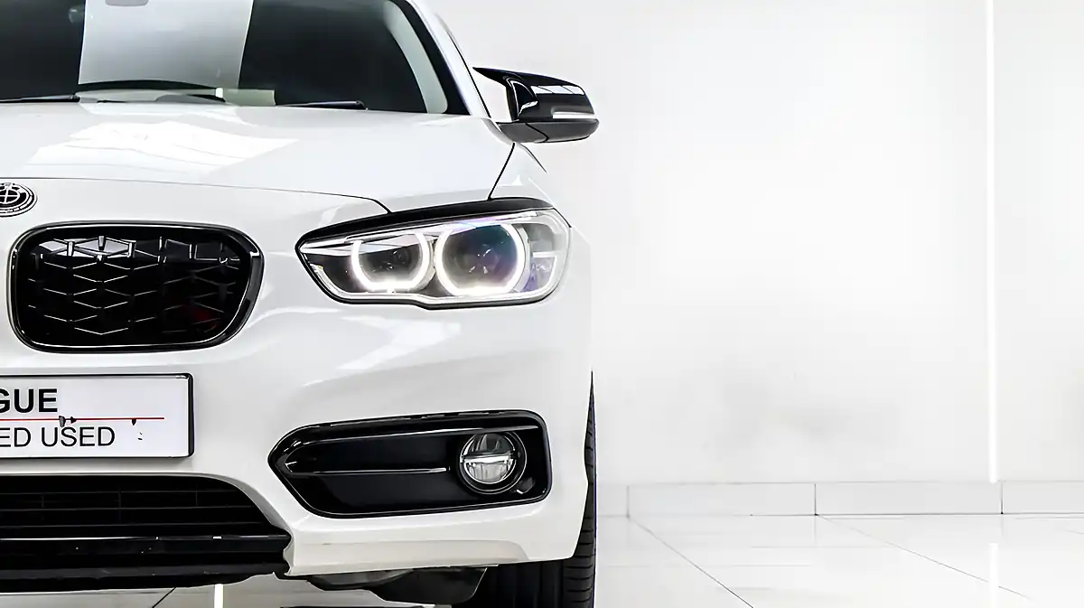 Used 2017 BMW 1 Series Sport White - Interior and Exterior details 9