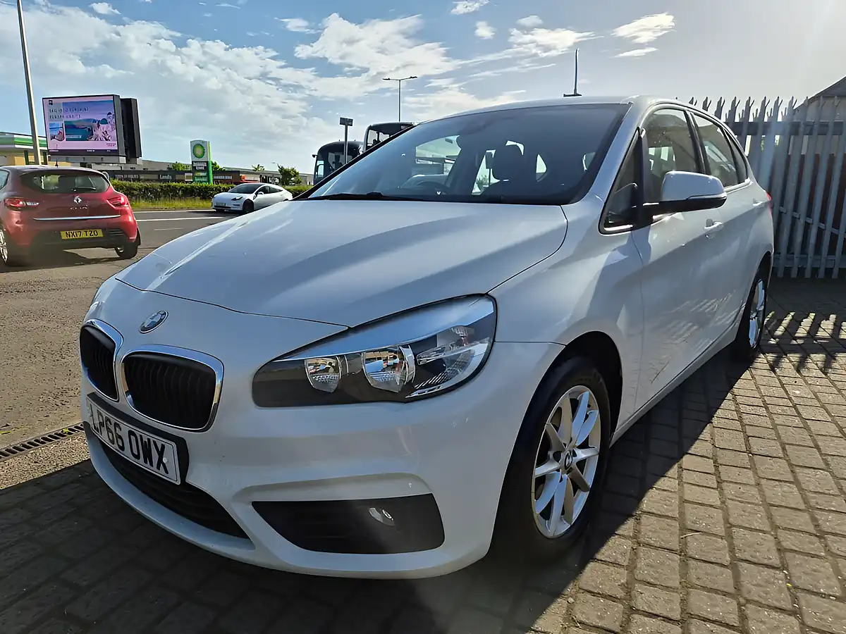 Used 2017 BMW 2 Series Active Tourer Se White - Interior and Exterior details 3