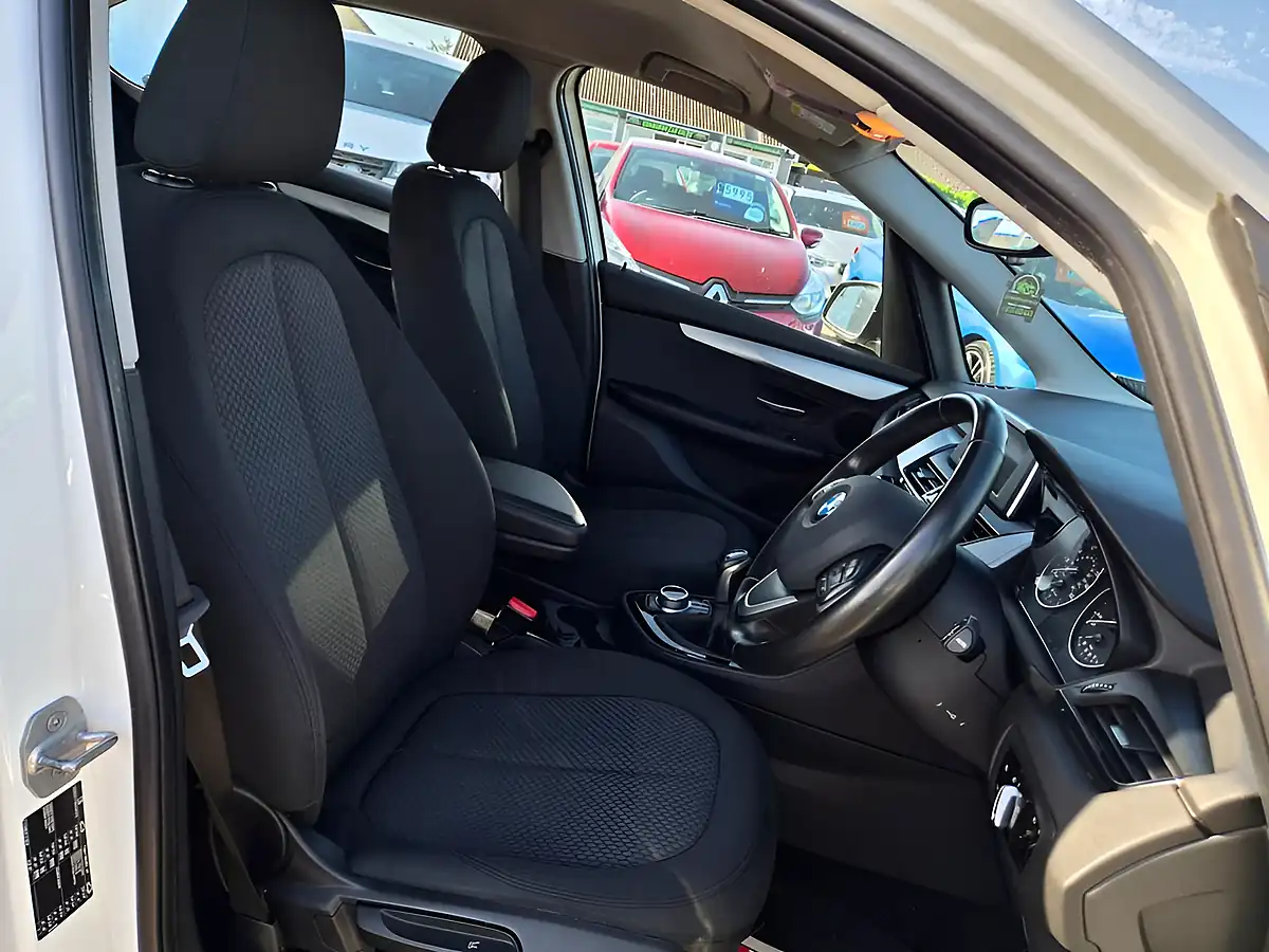 Used 2017 BMW 2 Series Active Tourer Se White - Interior and Exterior details 7